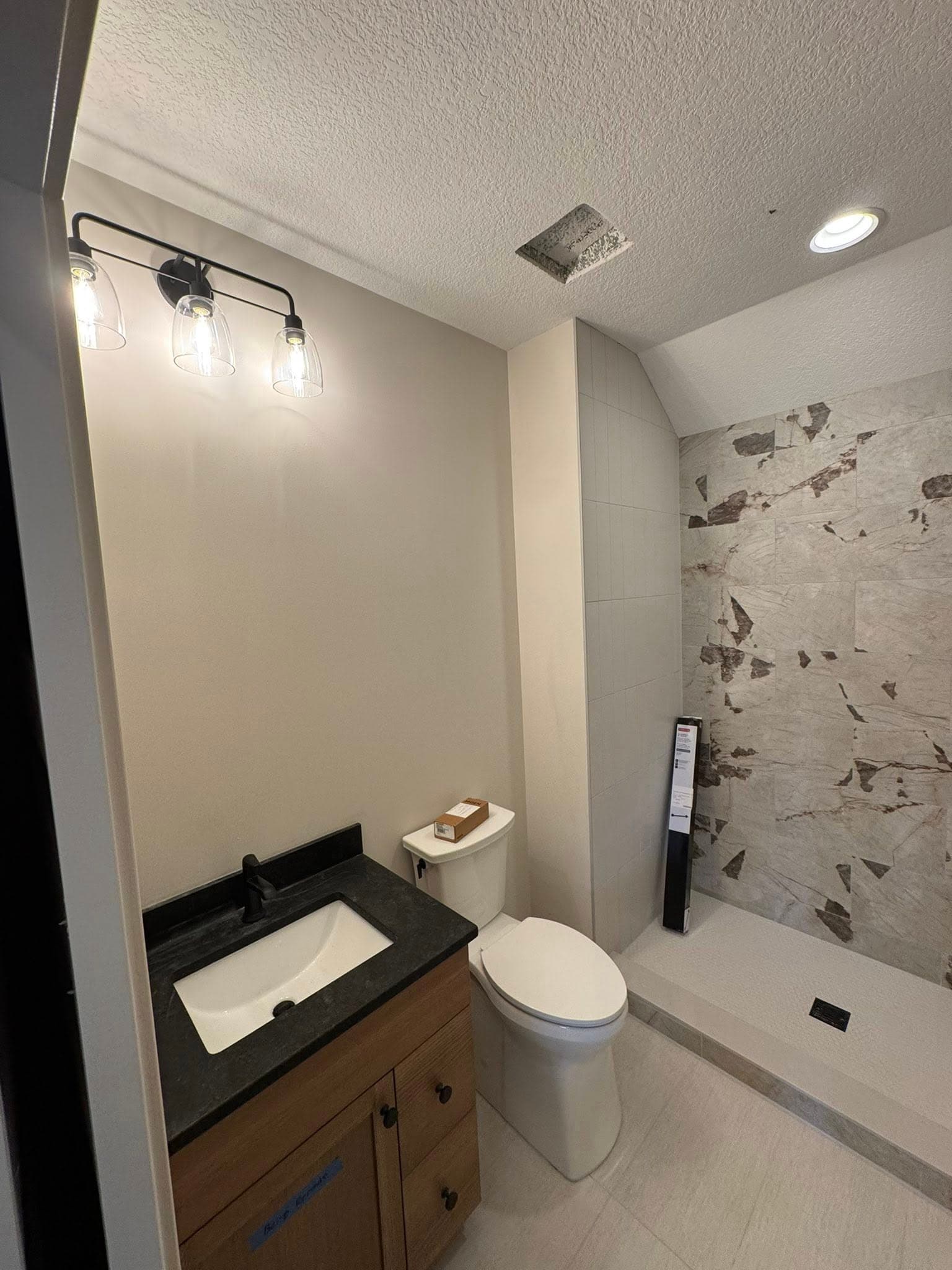 Gallery photos for Stunning Home Remodeling Project in Woodbury: Image #11