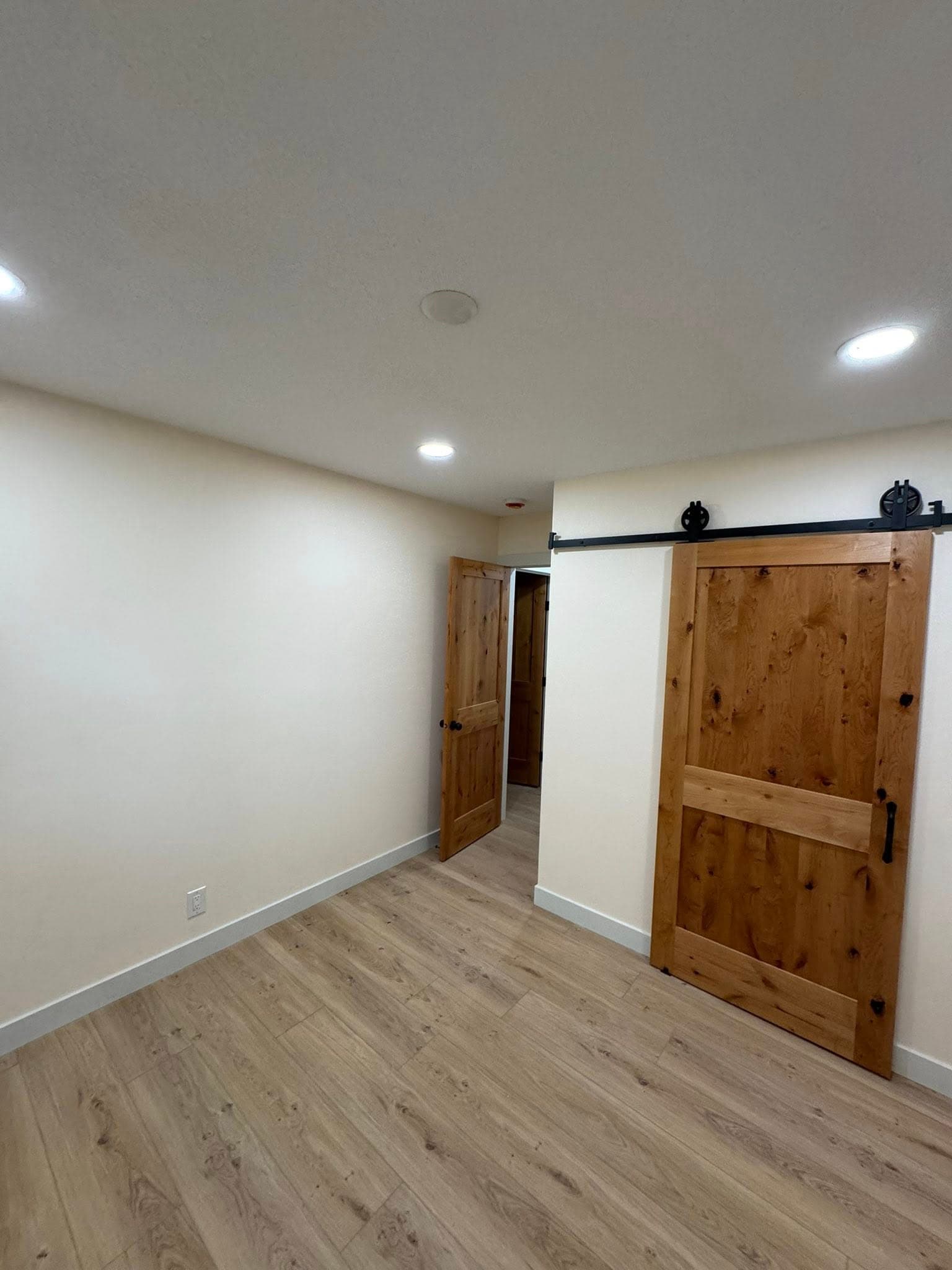 Gallery photos for Modern Home Remodel in Minnetonka MN: Image #4