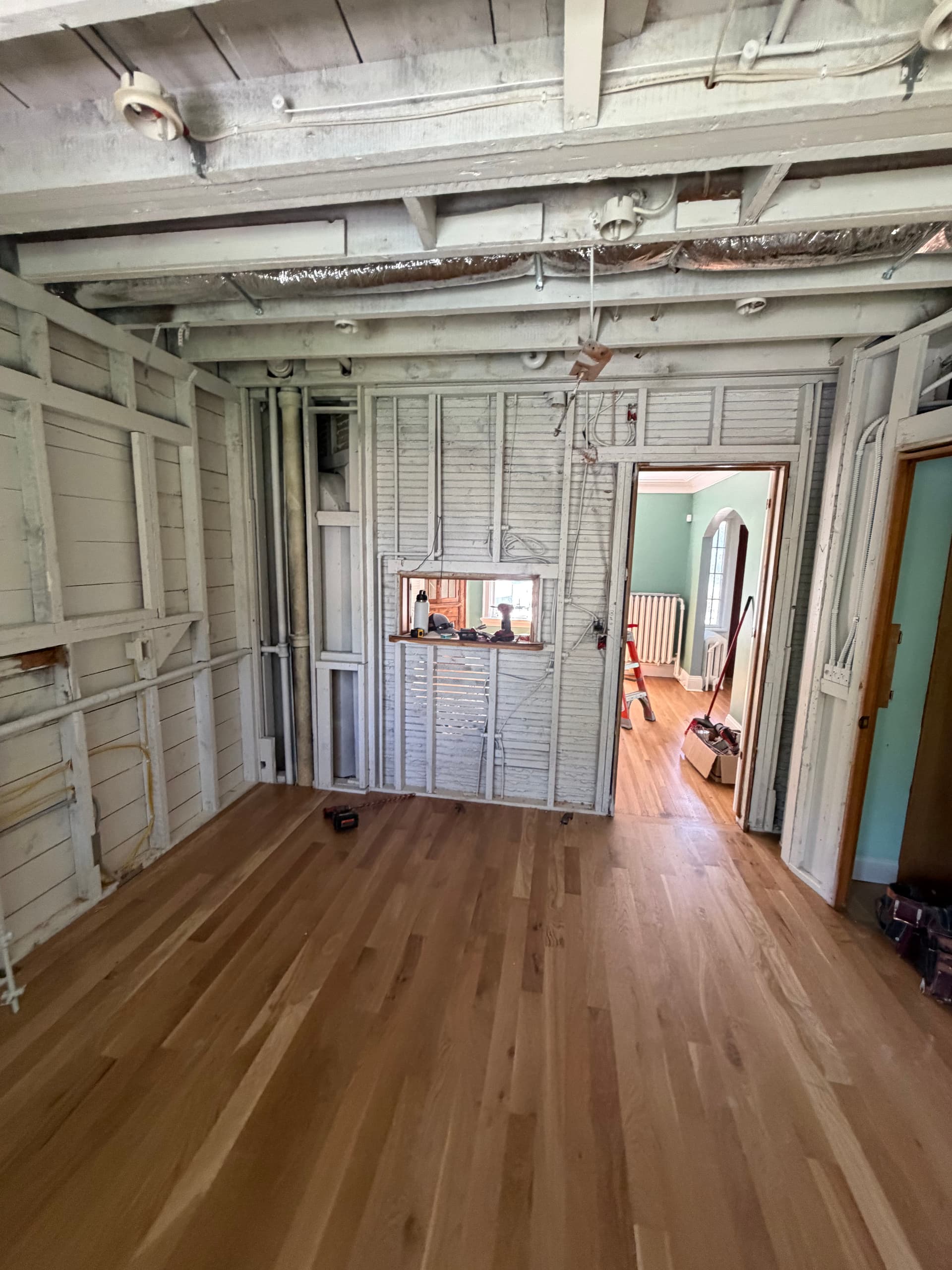 Gallery photos for Kitchen Fire Damage Remodel Done Right From the Studs Up: Image #2