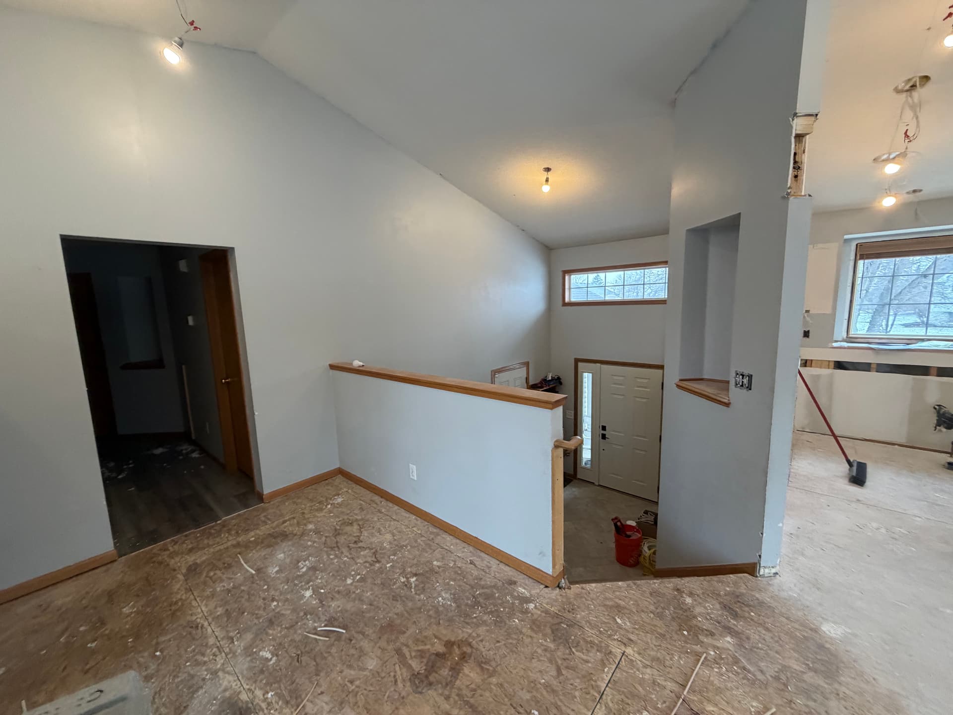 Gallery photos for Fresh Lighting Renovation to Brighten Your Home: Image #1