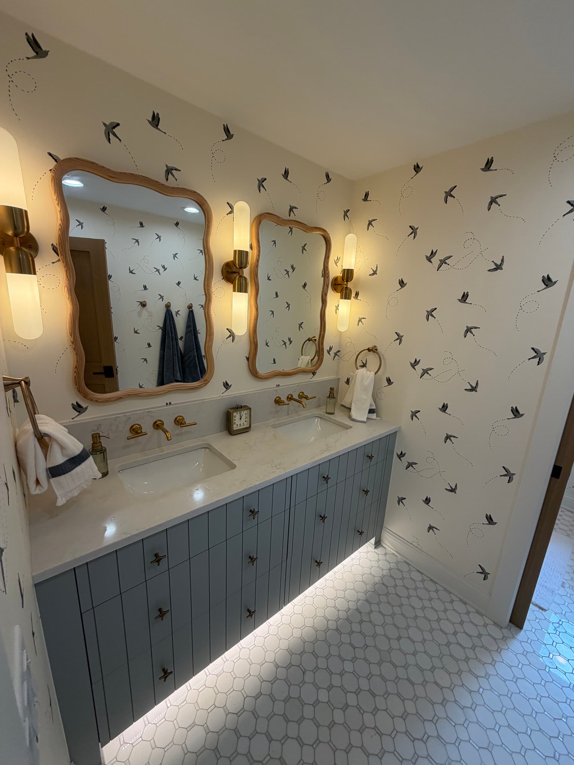 Gallery photos for Full Home Remodel With Accent Lighting Done Right in Edina: Image #9