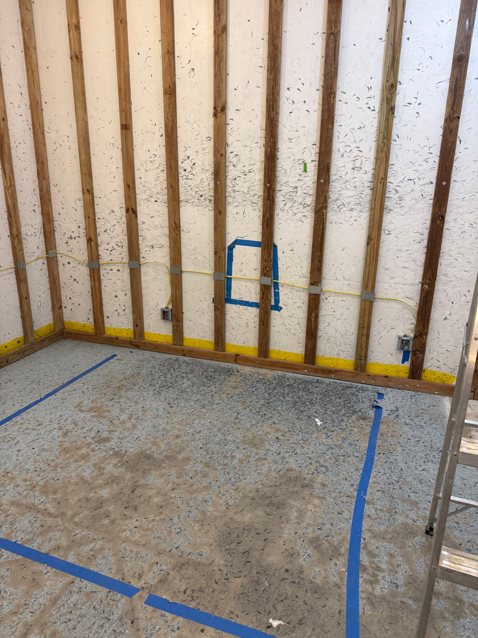 Gallery photos for Turning a Hockey Room into a Versatile Hangout Zone: Image #5