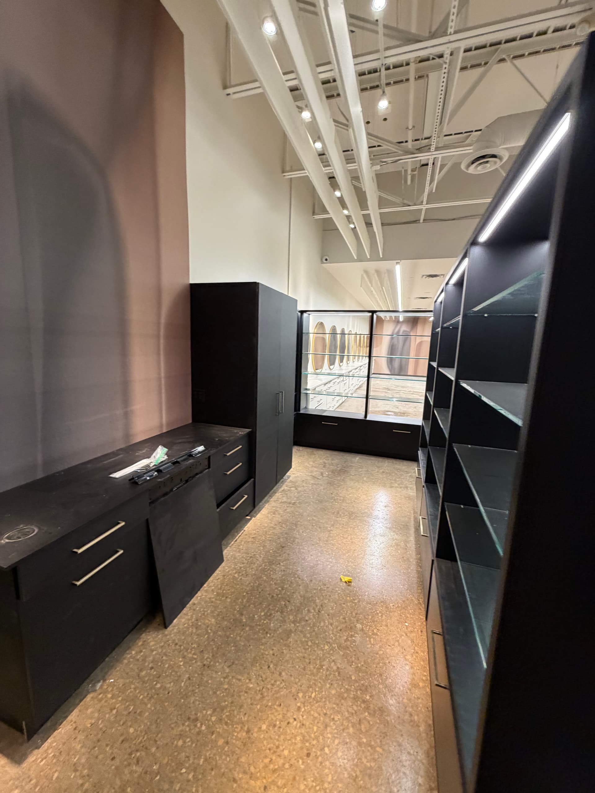 Gallery photos for Full Electrical Buildout Complete for Santé Beauty Salon: Image #8