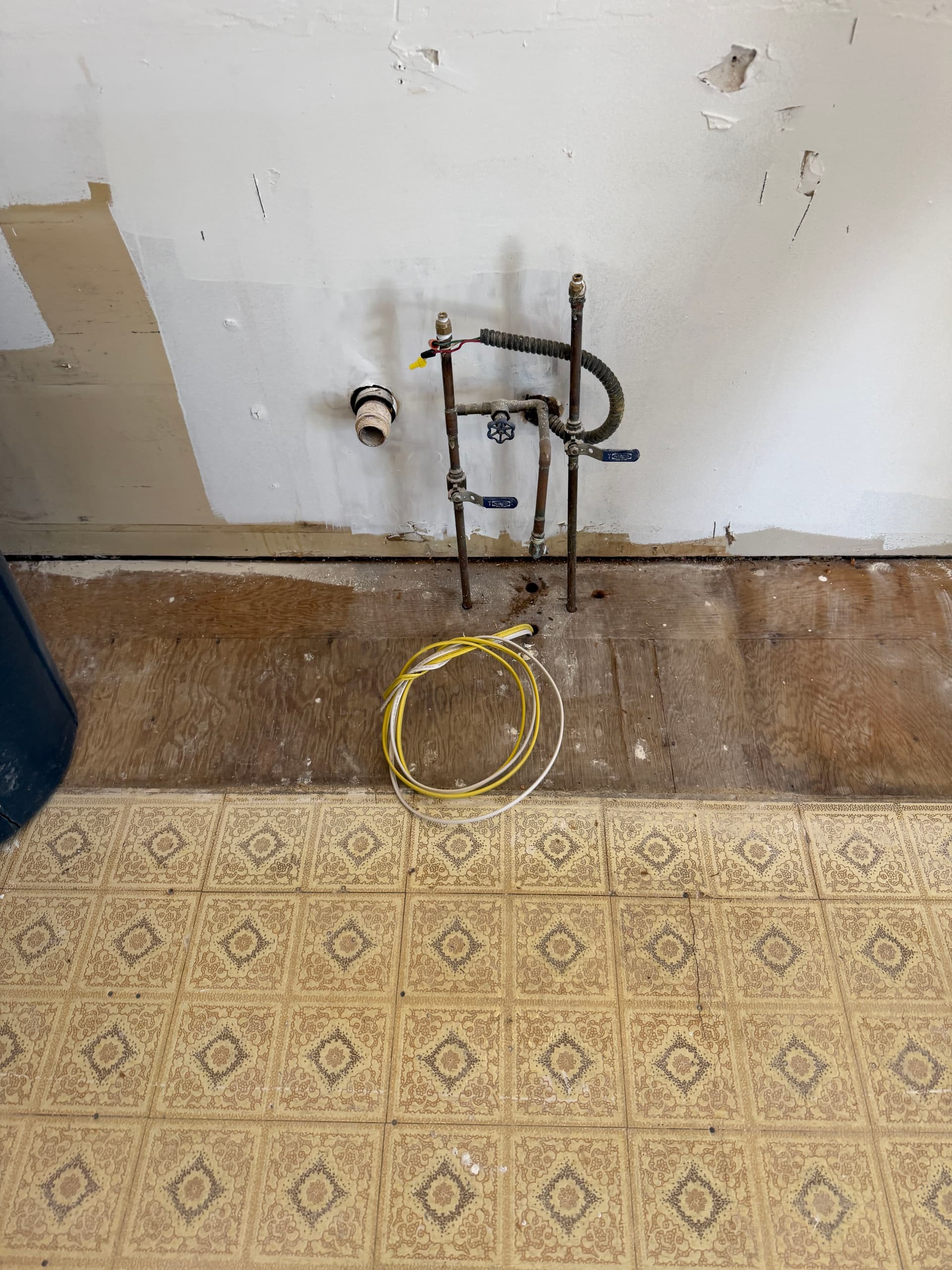 Gallery photos for Inside a Kitchen Remodel - Where the Electrical Work Begins: Image #2