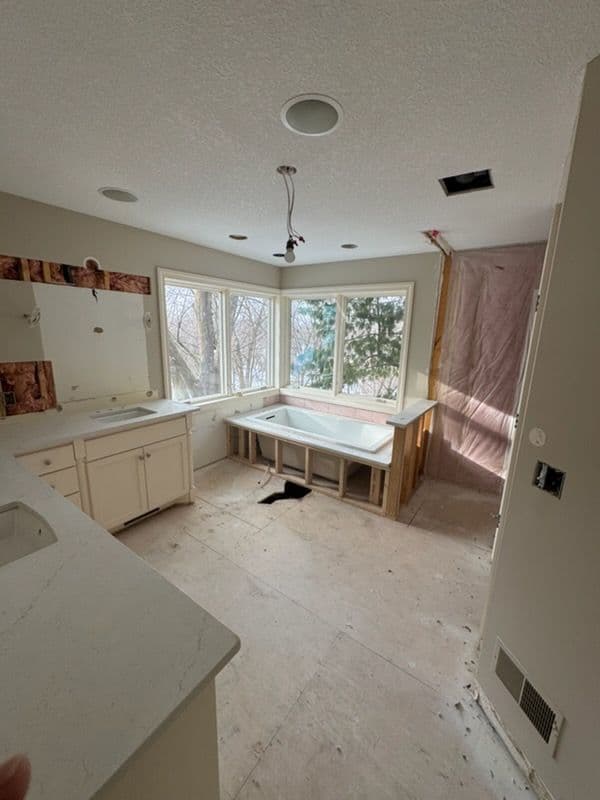 Gallery photos for Master Suite Remodel with New Floor Heat and Lighting: Image #3